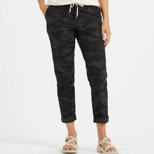 Vuori Ripstop Black Camo Modern Slim Fit Pants Midrise Elastic Waist Pockets Sm